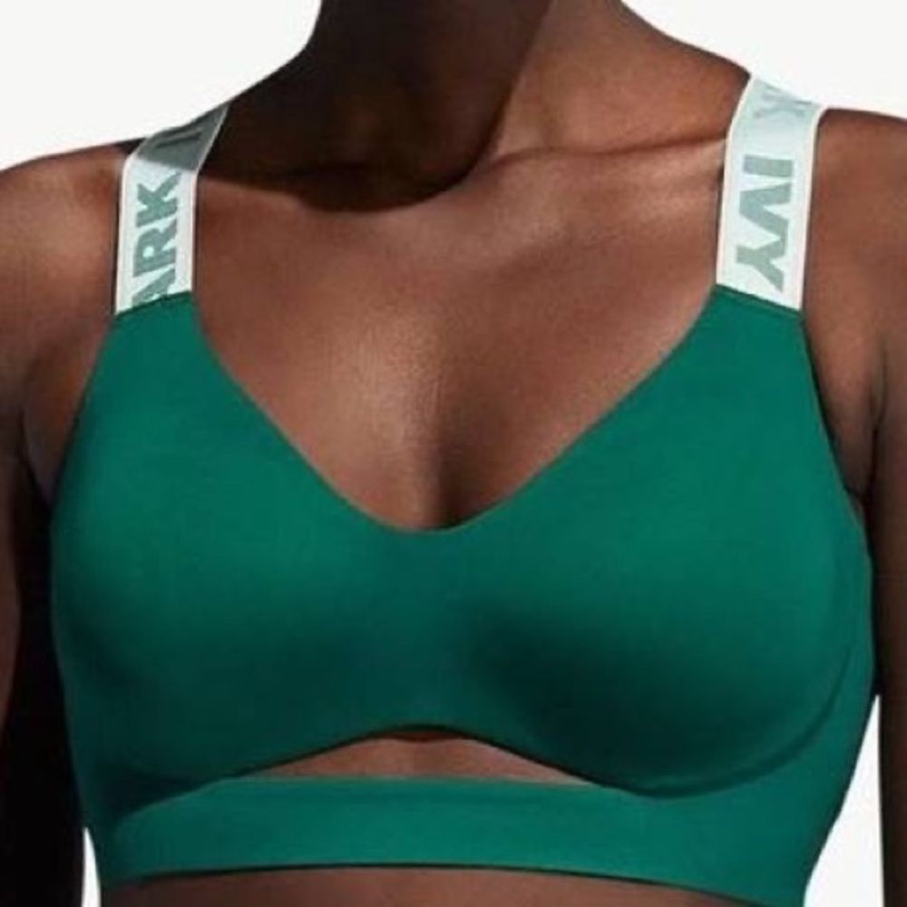 IVY PARK x Adidas sports bra